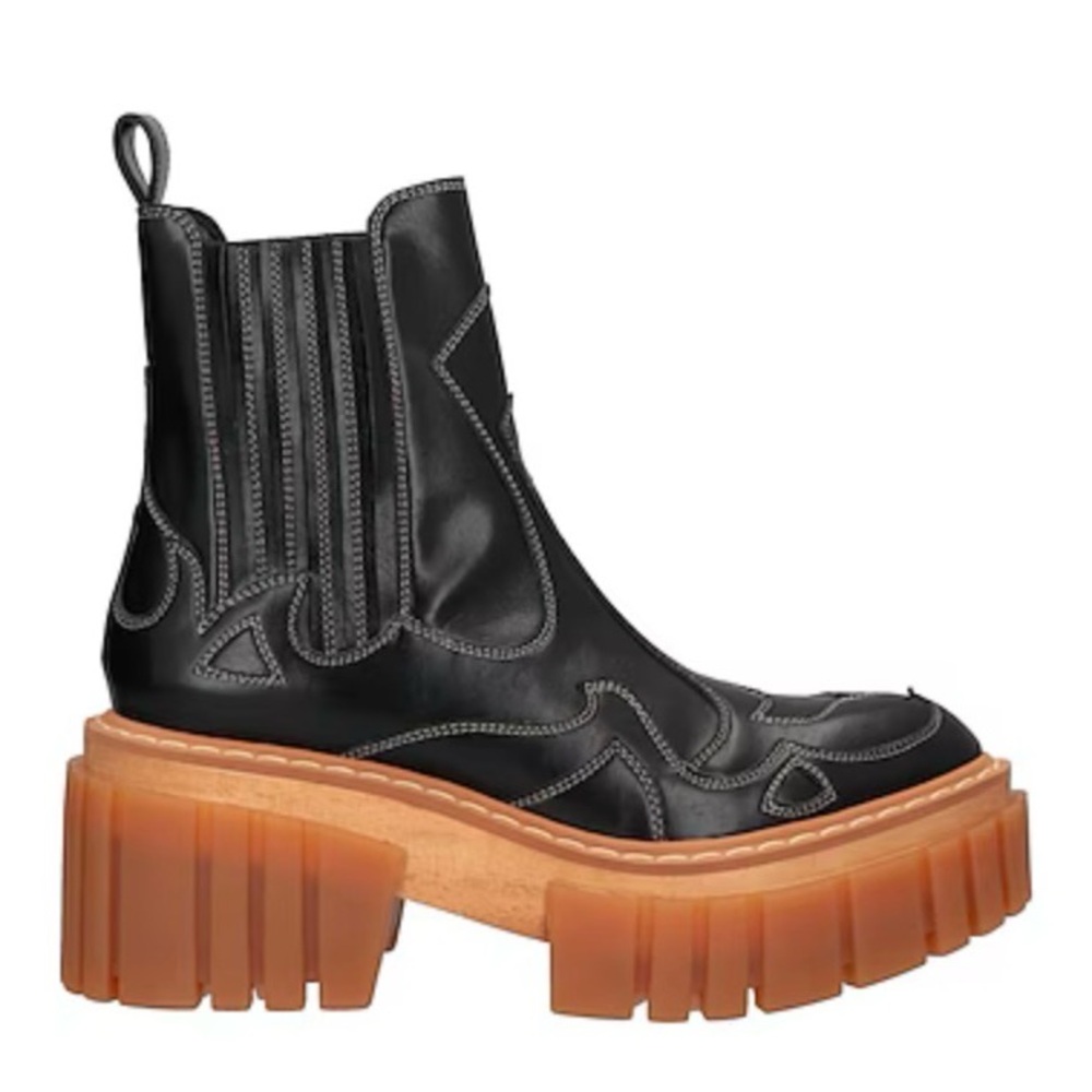 Emilie Boot